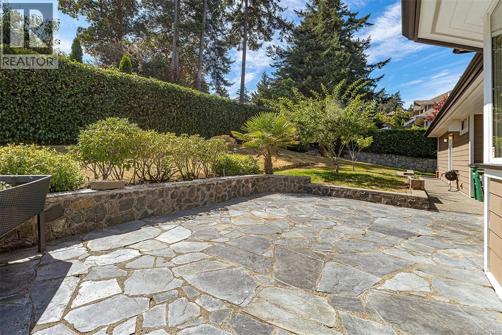 4566 Gordon Point Dr