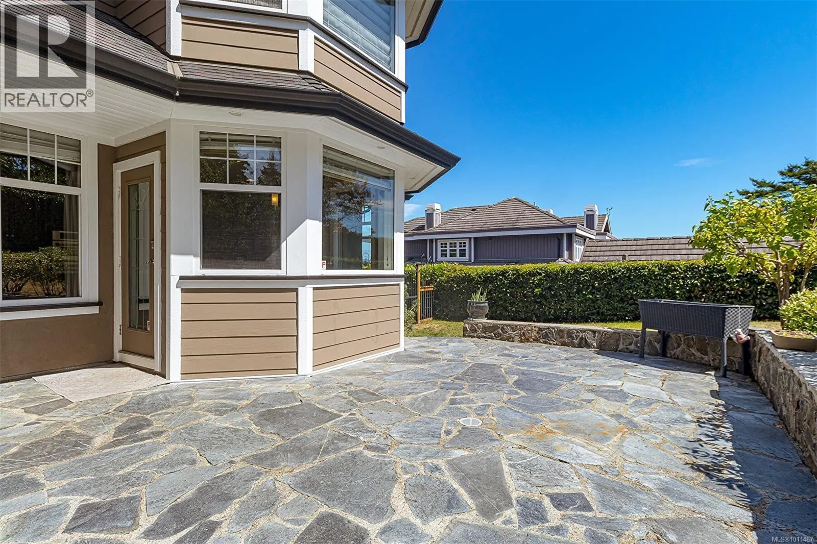 4566 Gordon Point Dr
