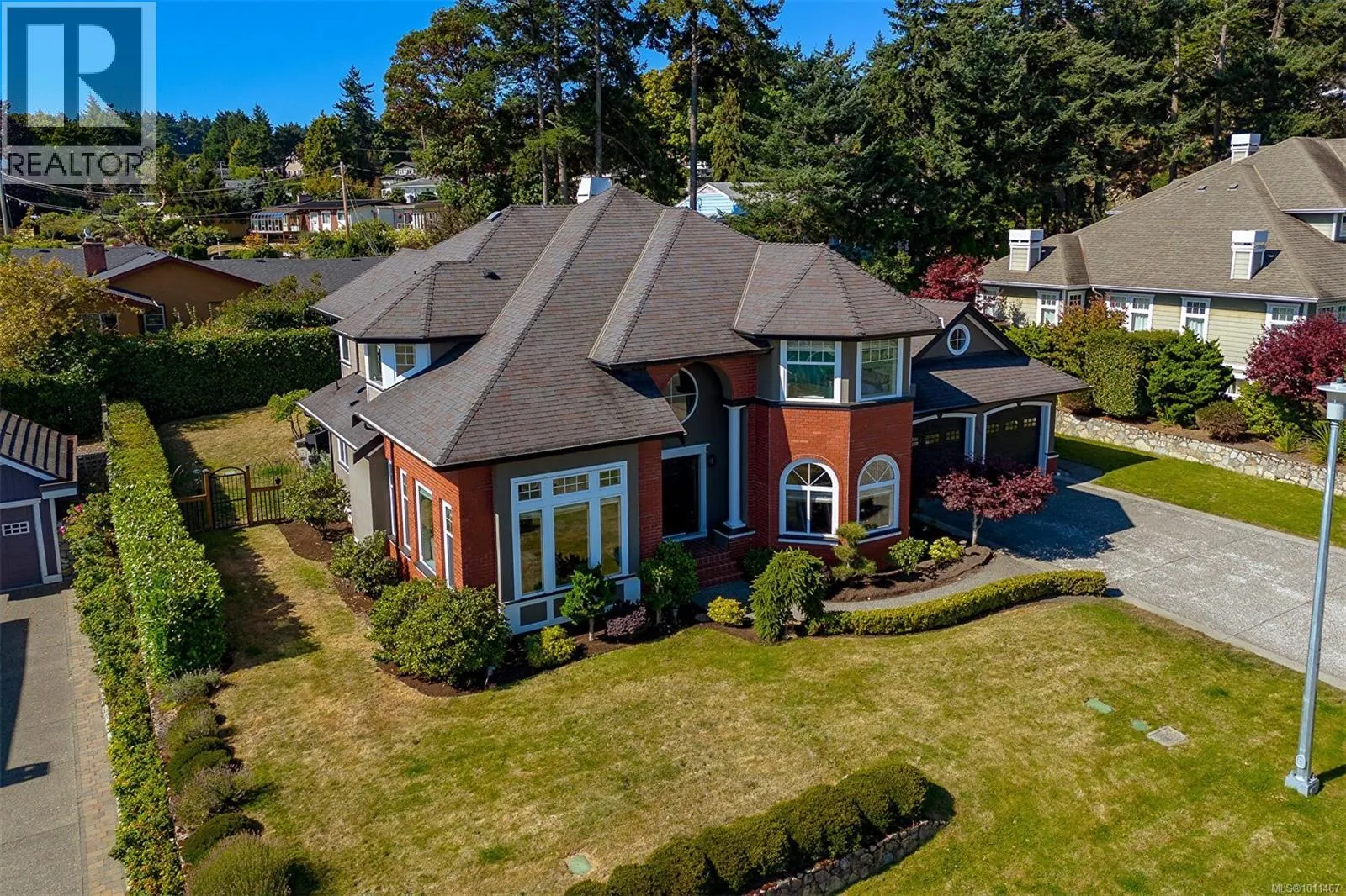4566 Gordon Point Dr