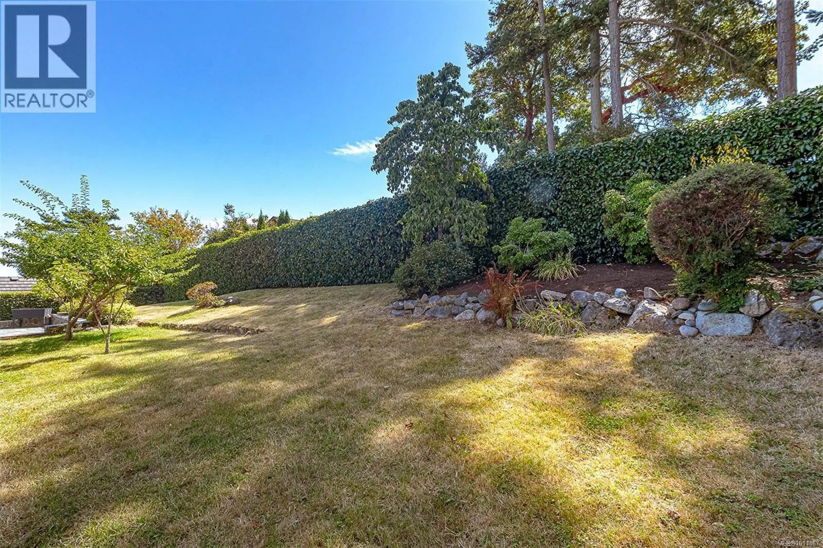 4566 Gordon Point Dr