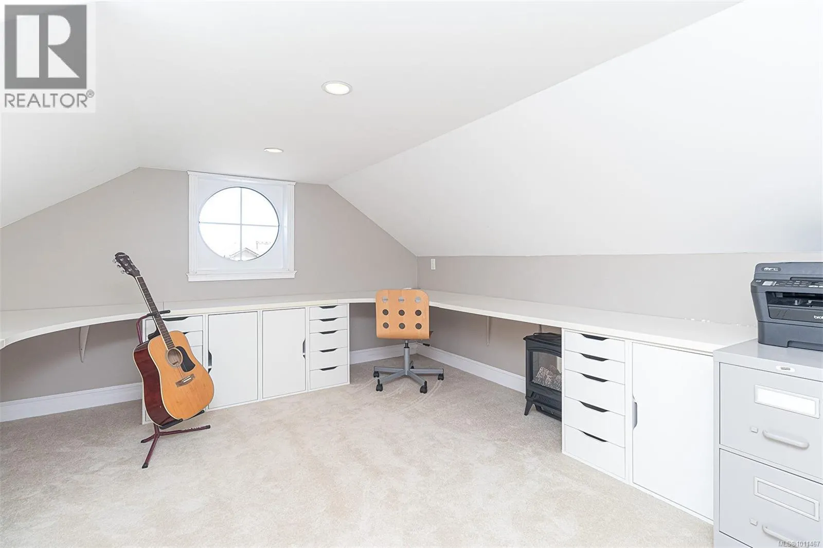 4566 Gordon Point Dr