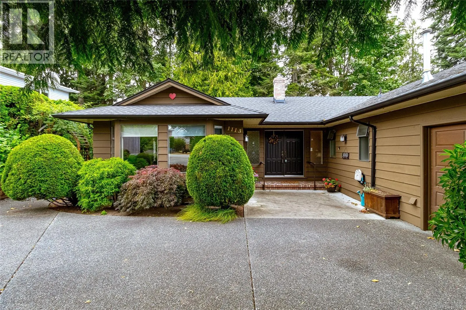 1113 Stymie Close