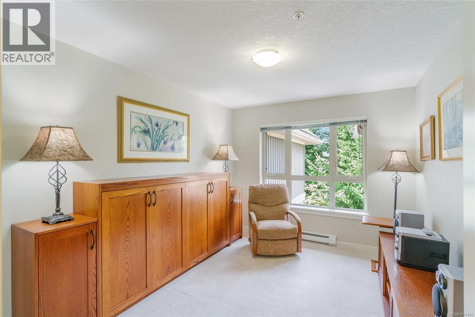 403 5670 Edgewater Lane