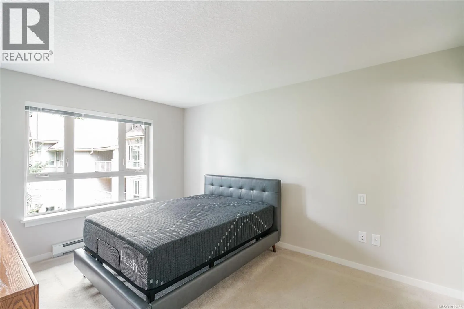 403 5670 Edgewater Lane