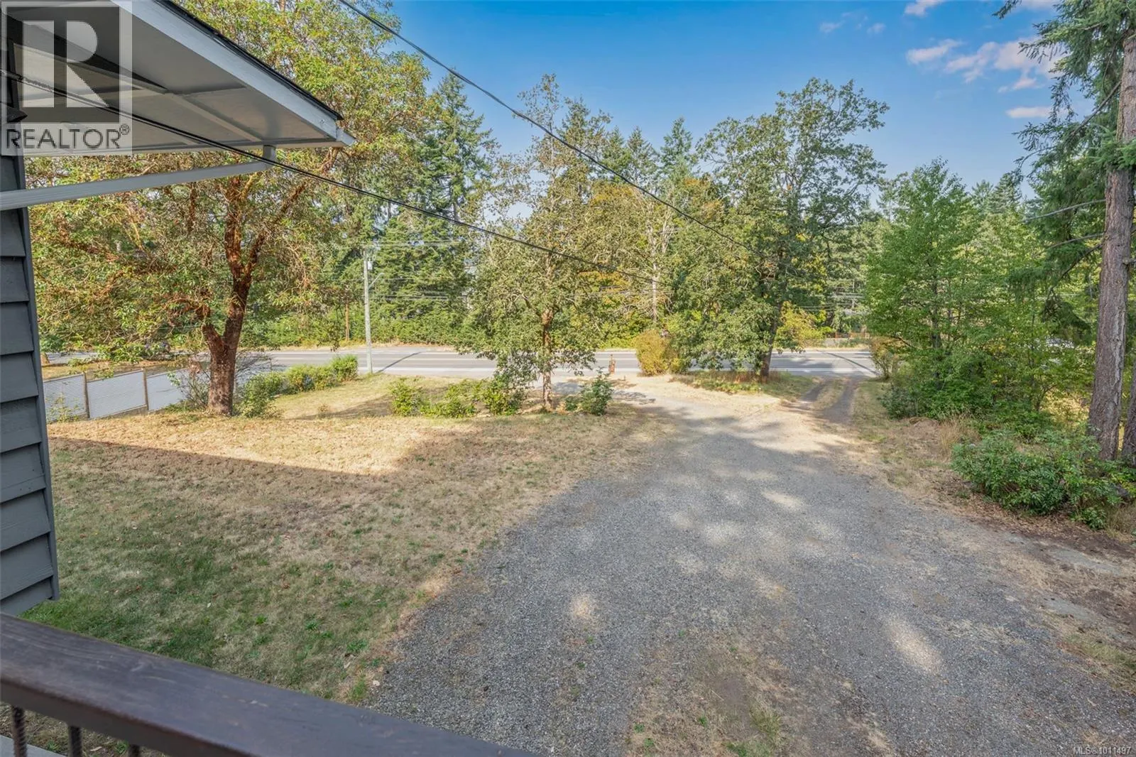 1652 Maple Bay Rd
