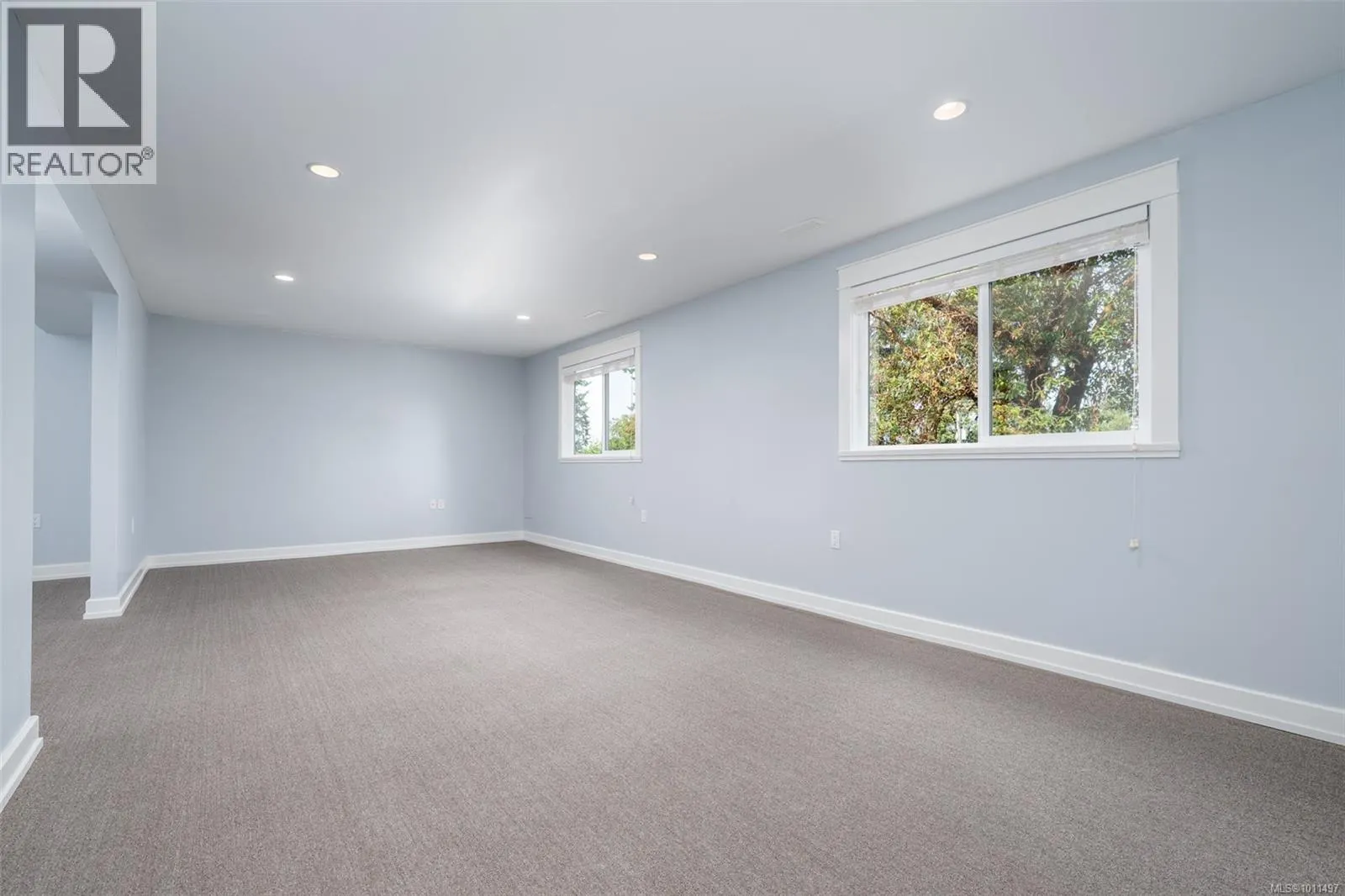 1652 Maple Bay Rd