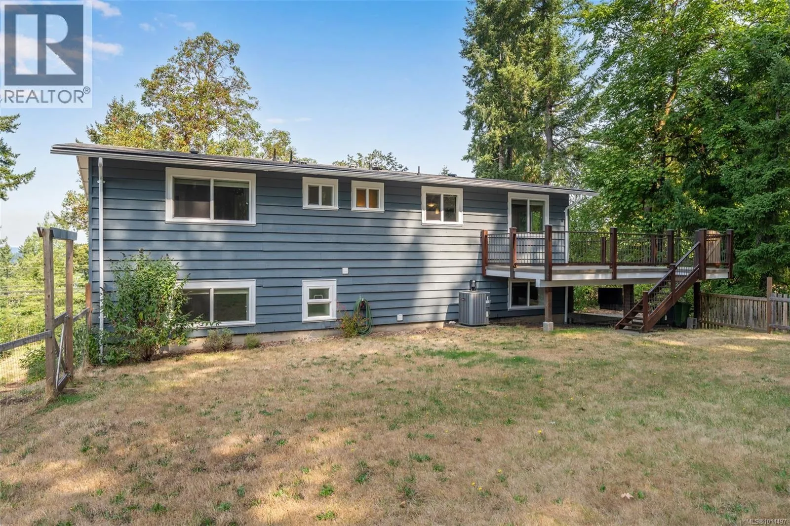 1652 Maple Bay Rd