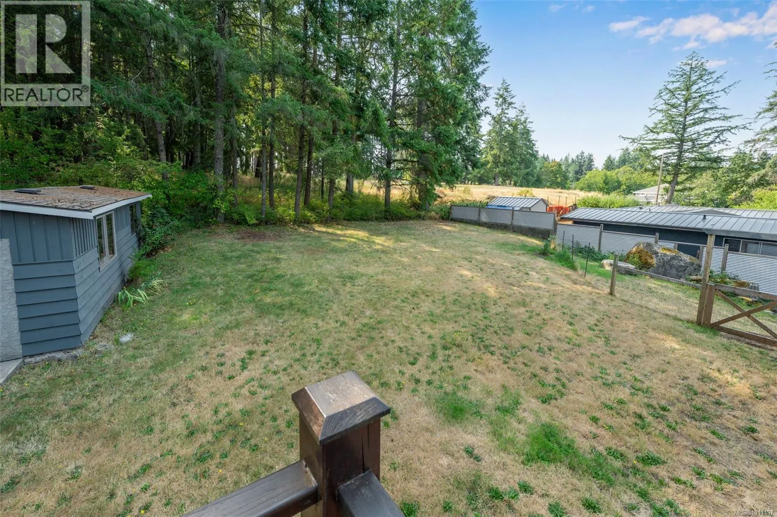 1652 Maple Bay Rd