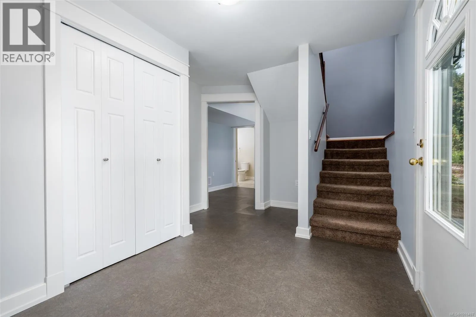 1652 Maple Bay Rd