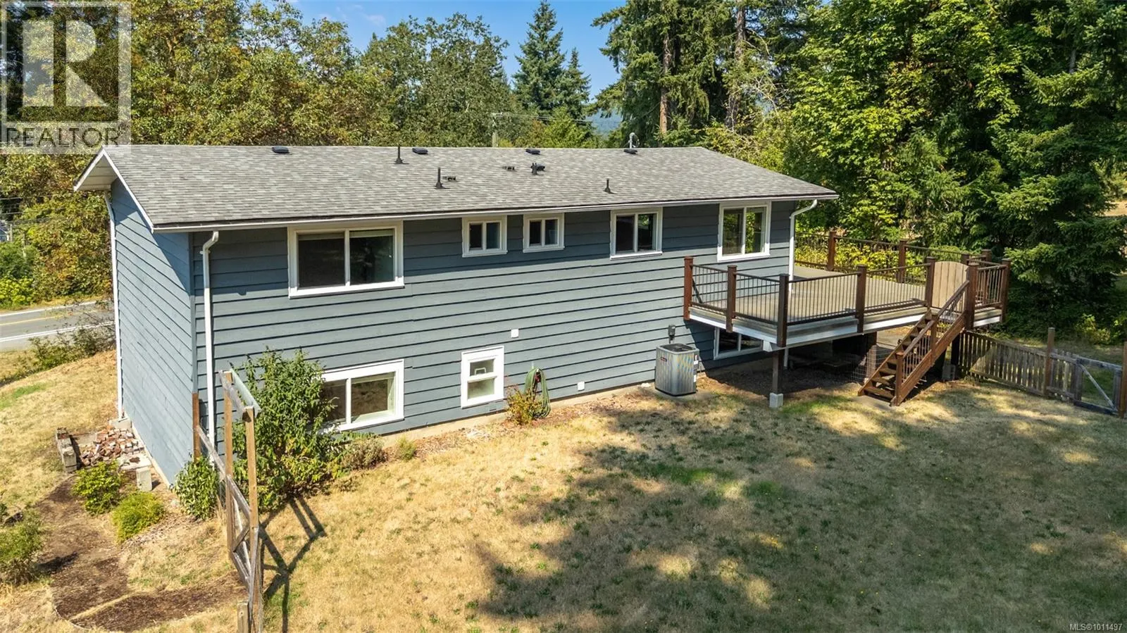 1652 Maple Bay Rd