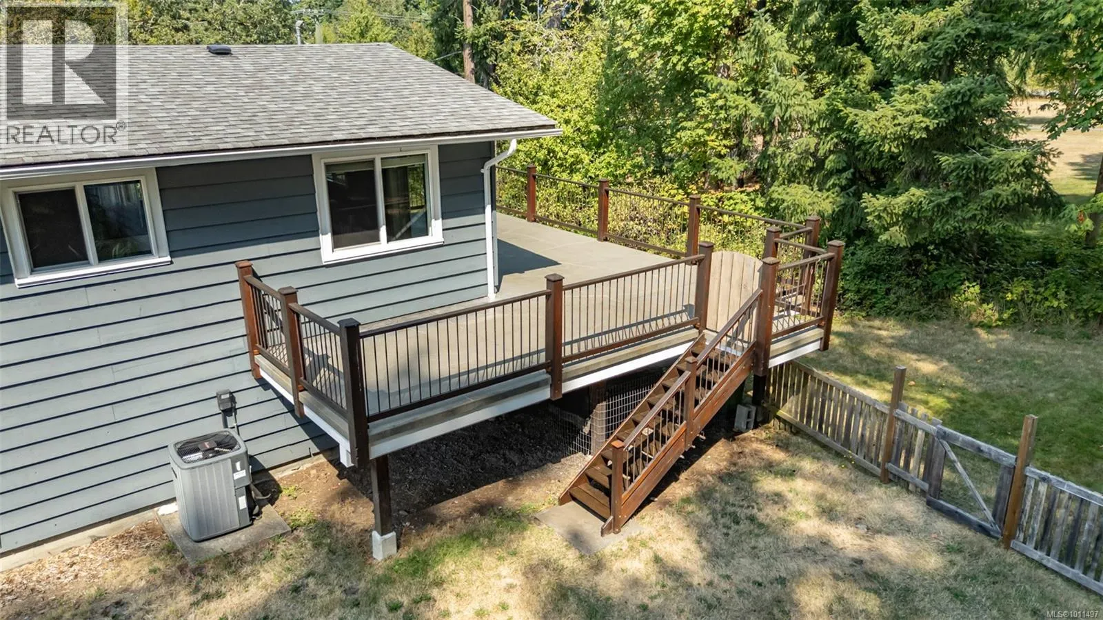 1652 Maple Bay Rd