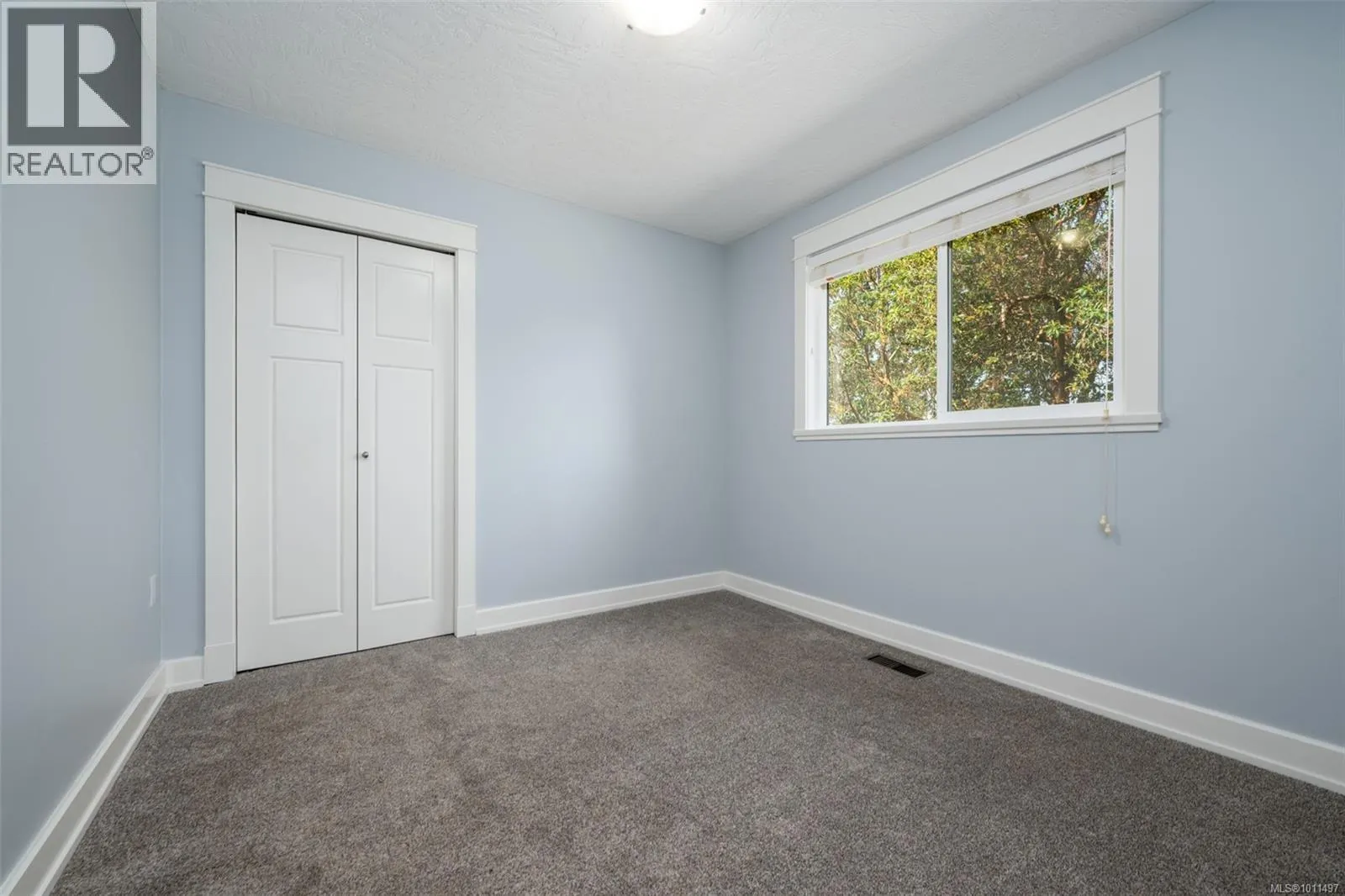1652 Maple Bay Rd