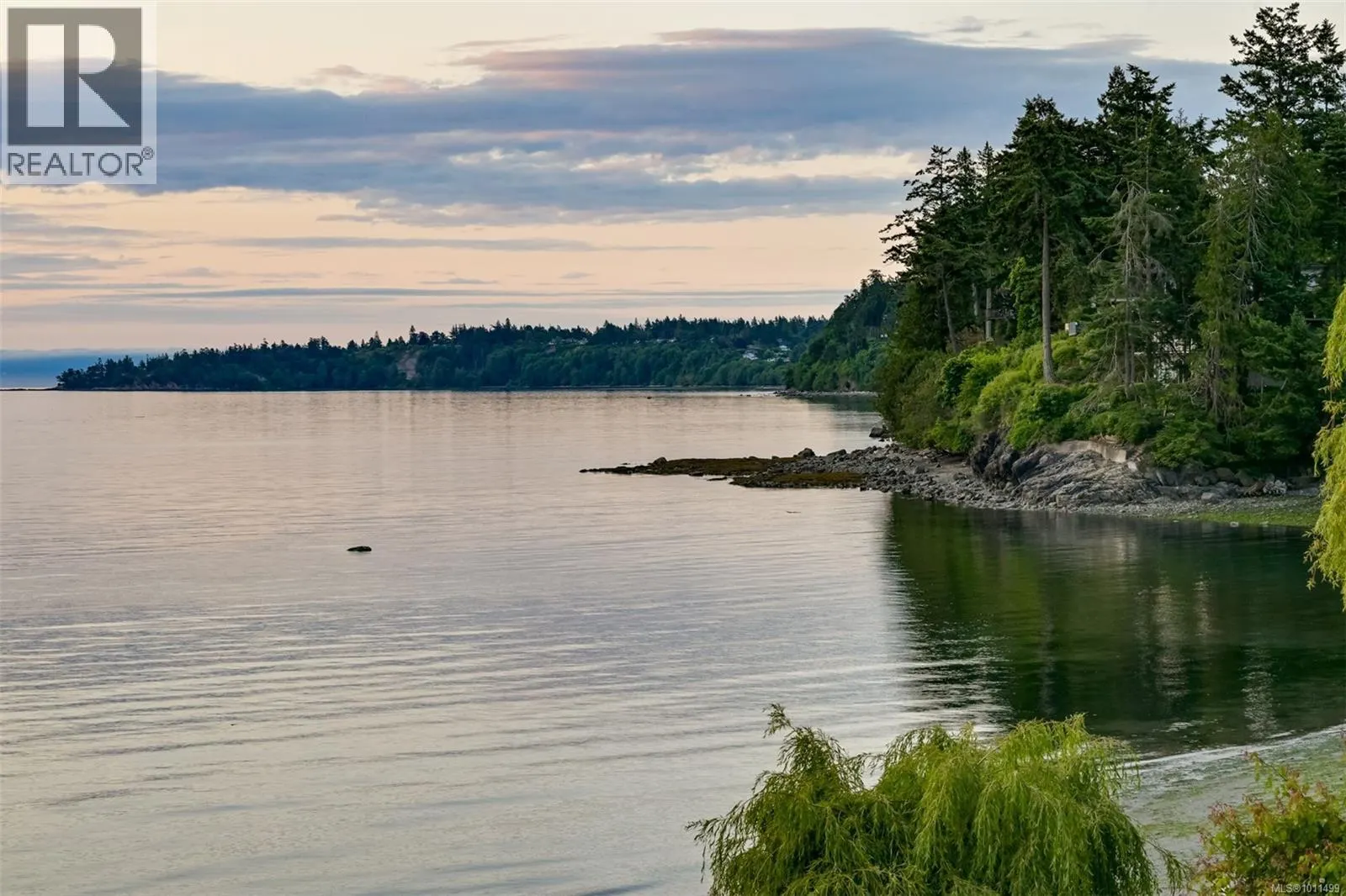 4971 Cordova Bay Rd