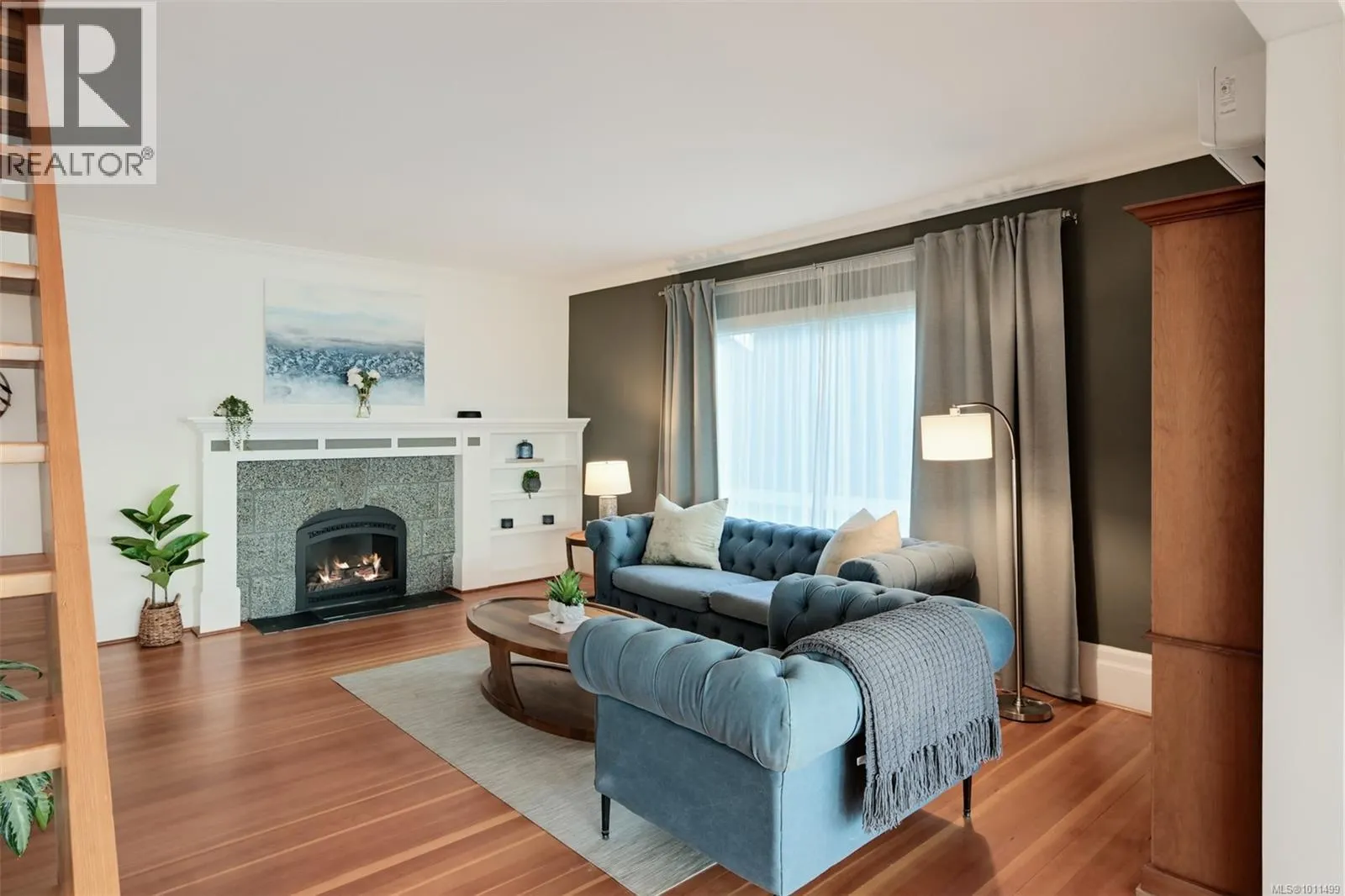4971 Cordova Bay Rd