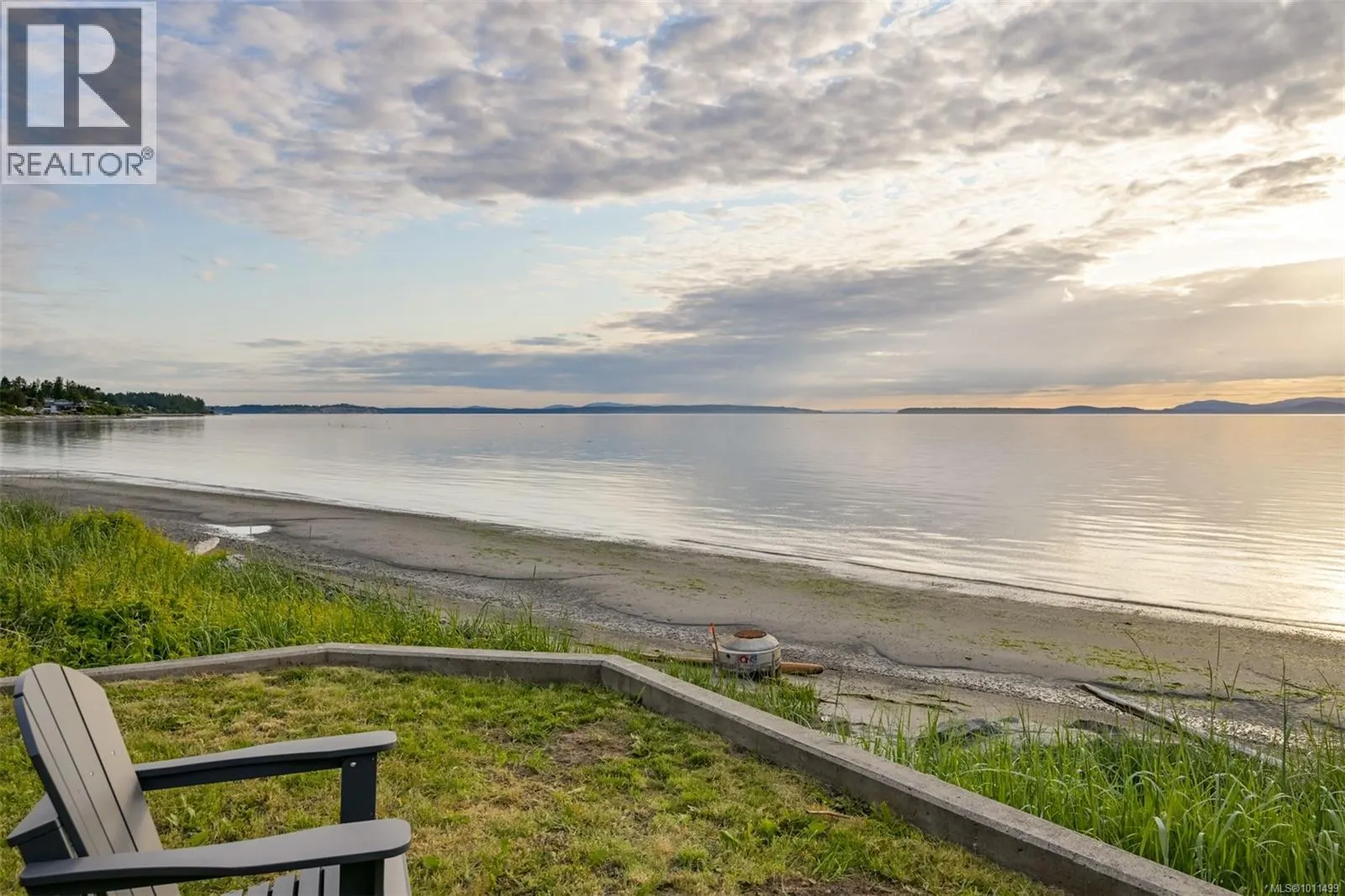 4971 Cordova Bay Rd