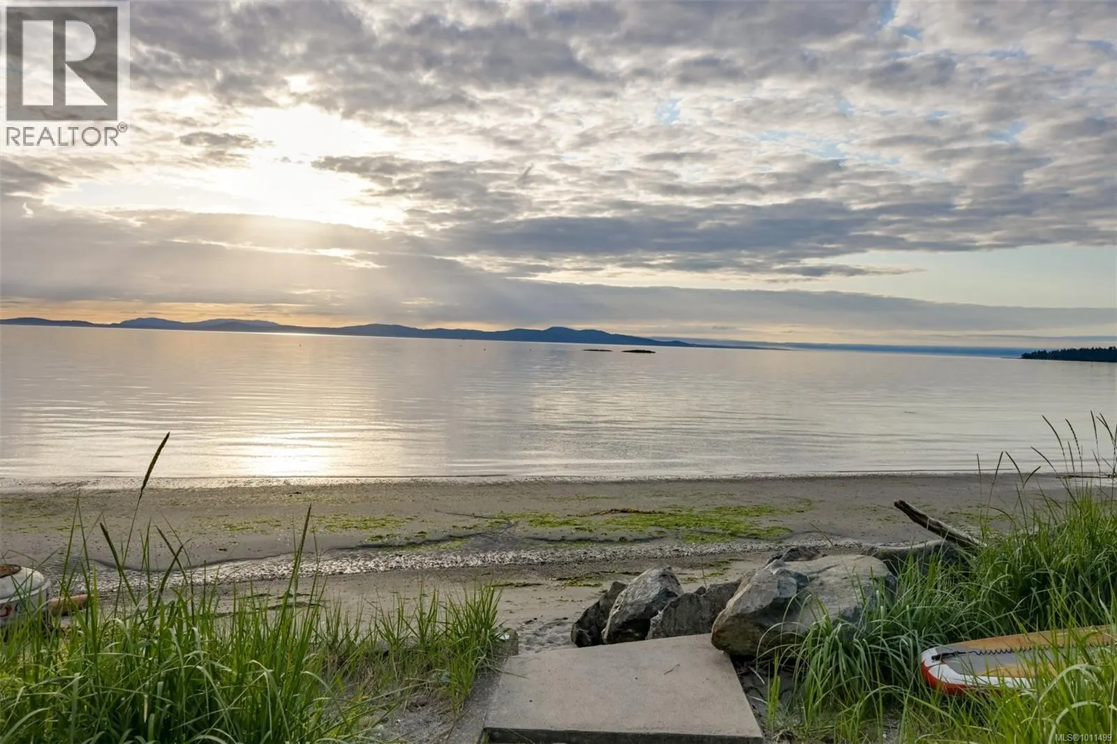 4971 Cordova Bay Rd