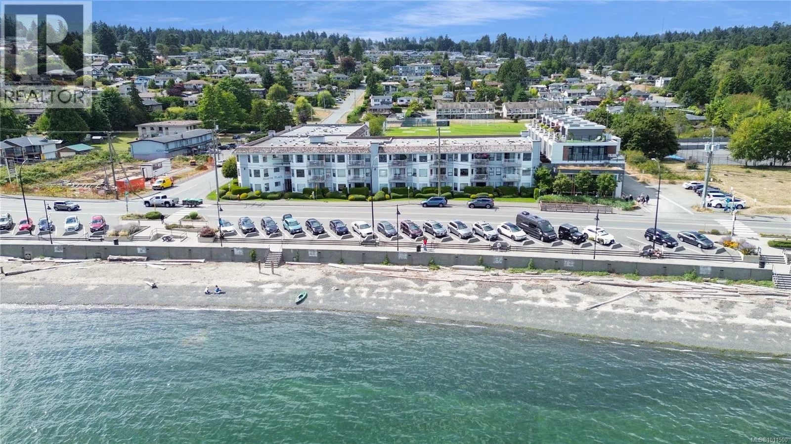 320 2815 Departure Bay Rd