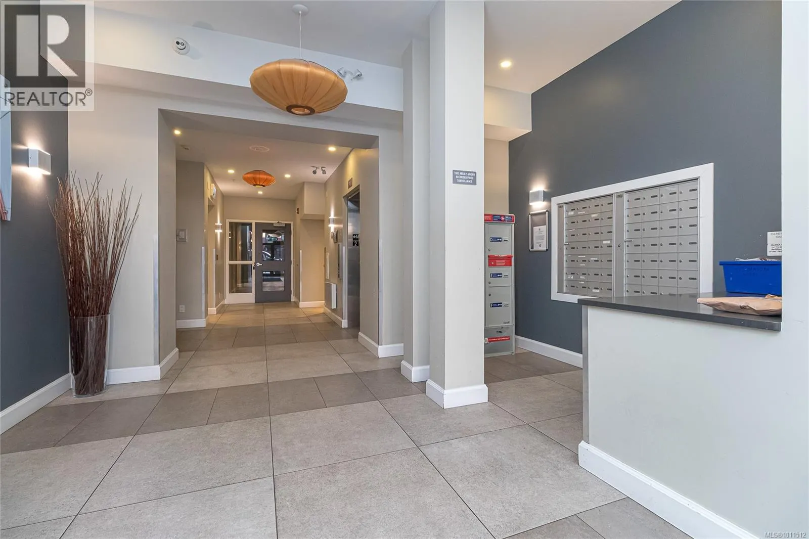 316 595 Pandora Ave