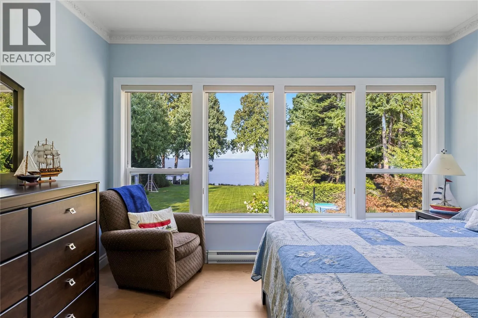 1895 Widgeon Rd