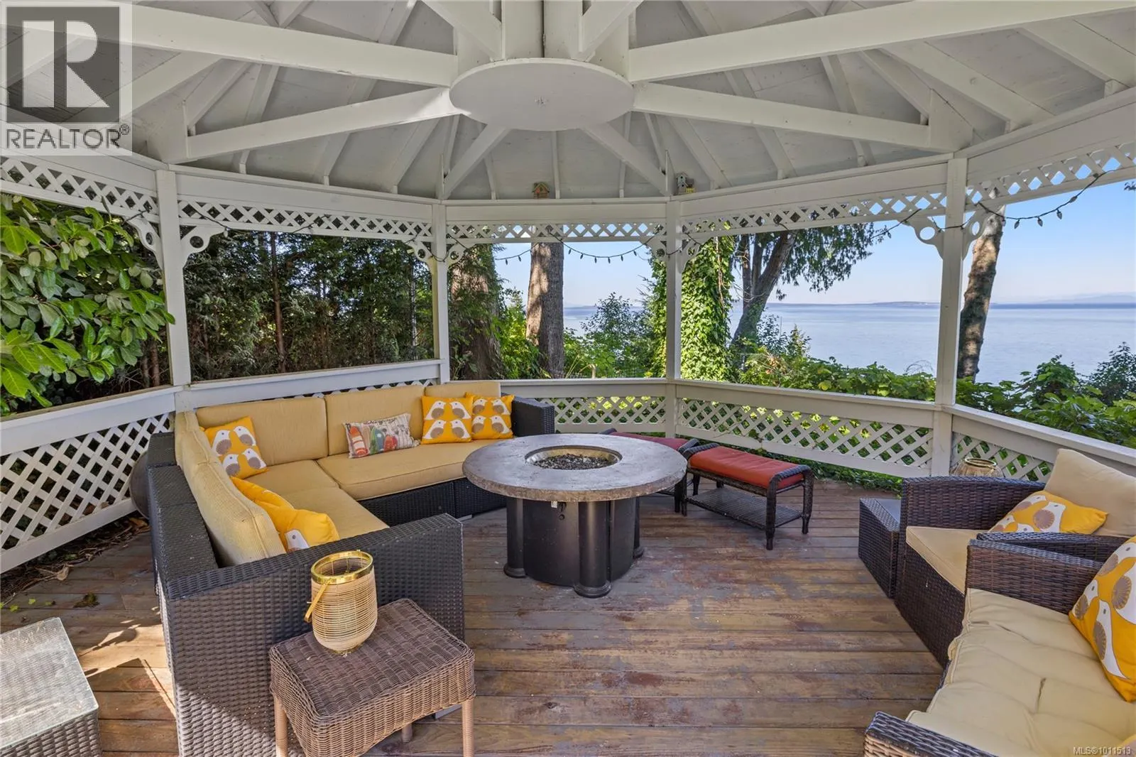 1895 Widgeon Rd