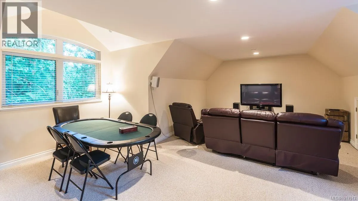 1895 Widgeon Rd