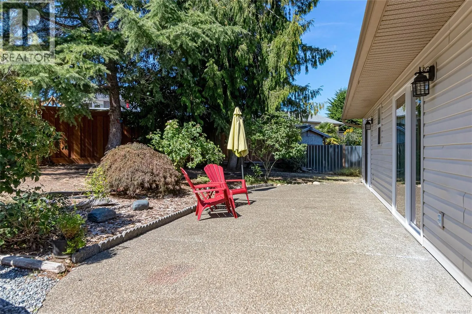 587 Castle Way