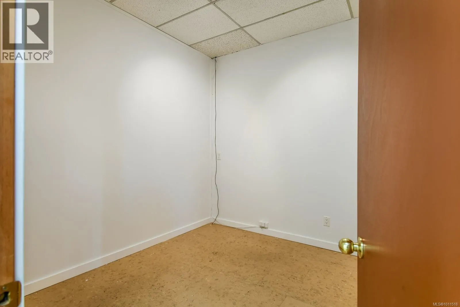 D 486 Franklyn St