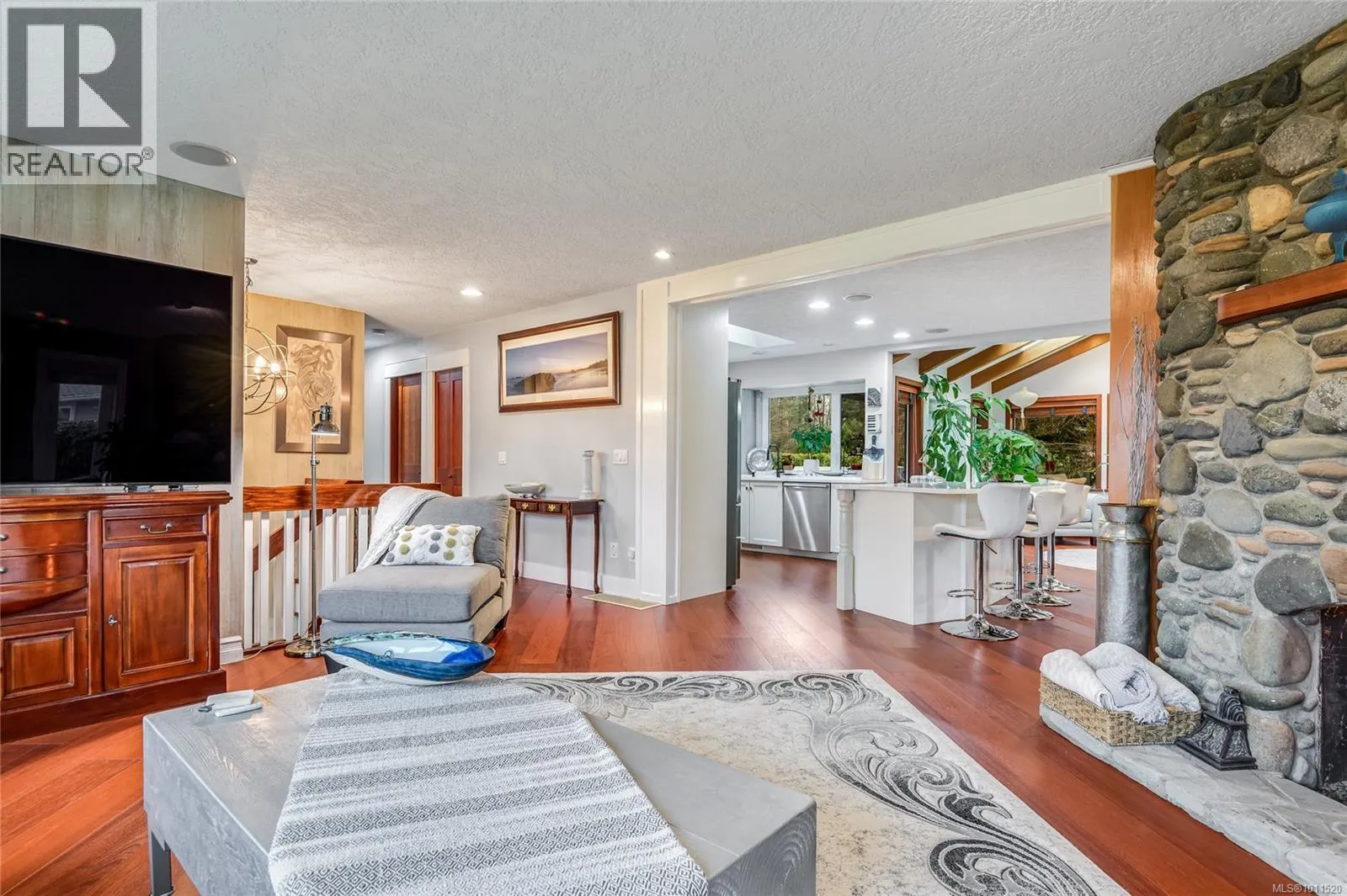 115 Engles Rd