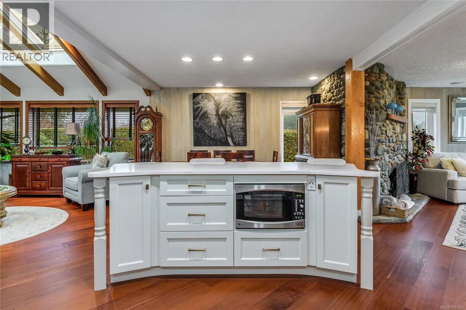 115 Engles Rd