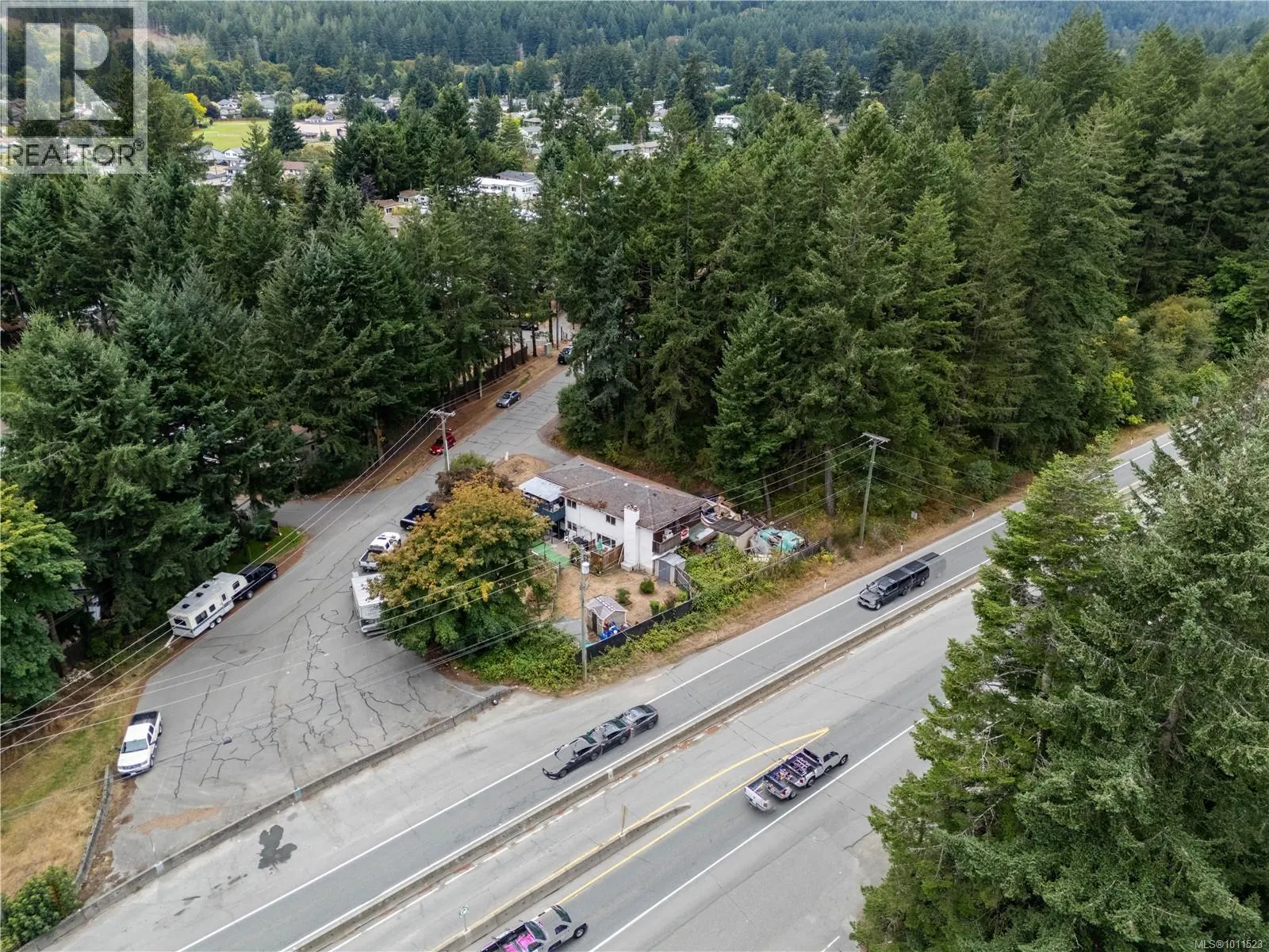 2808 Sooke Lake Rd