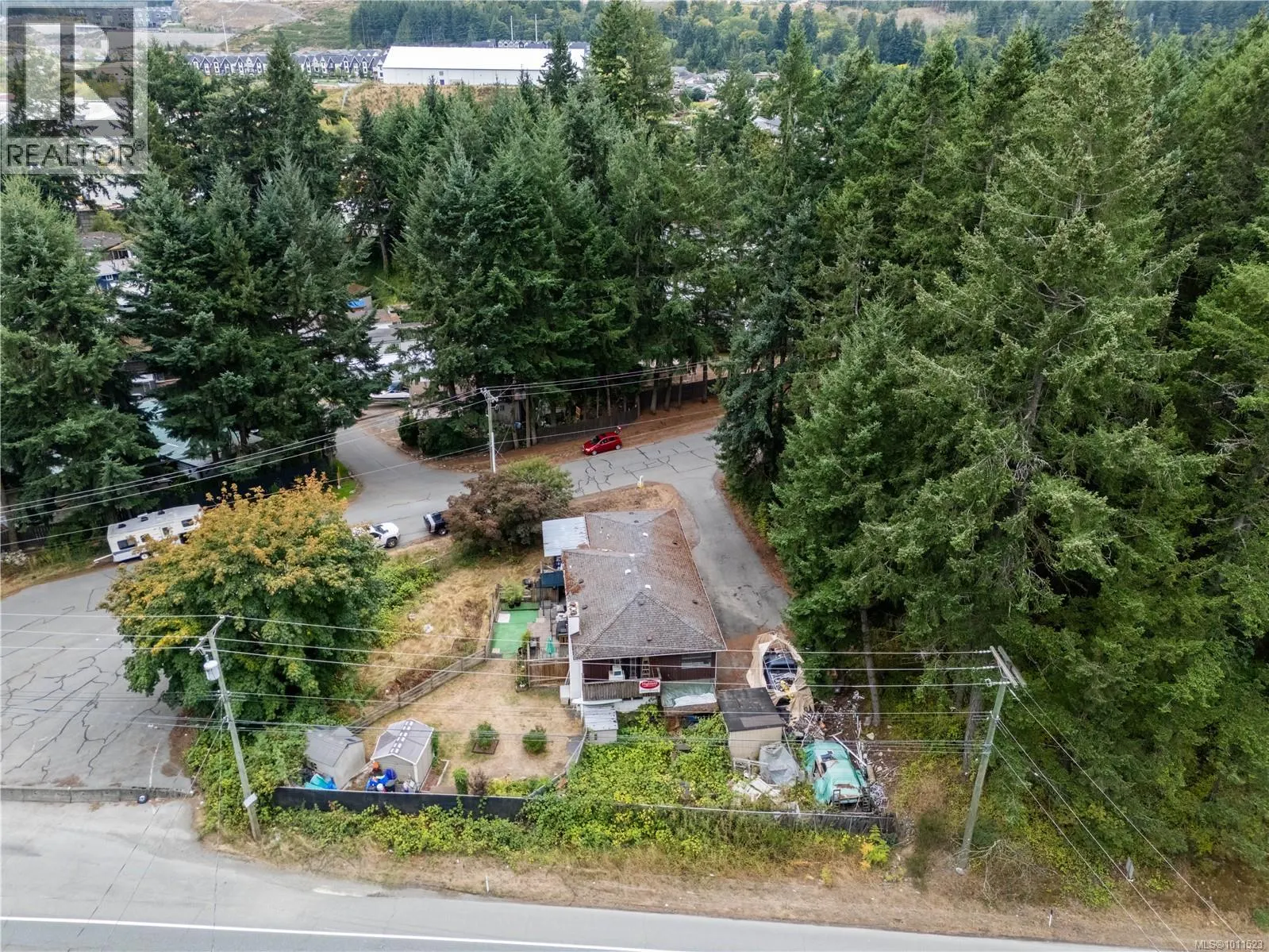 2808 Sooke Lake Rd