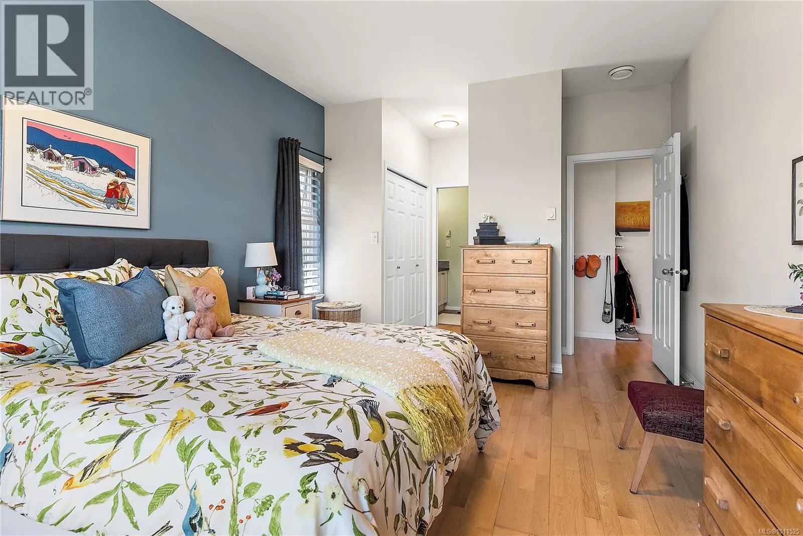 7952 Polo Park Cres