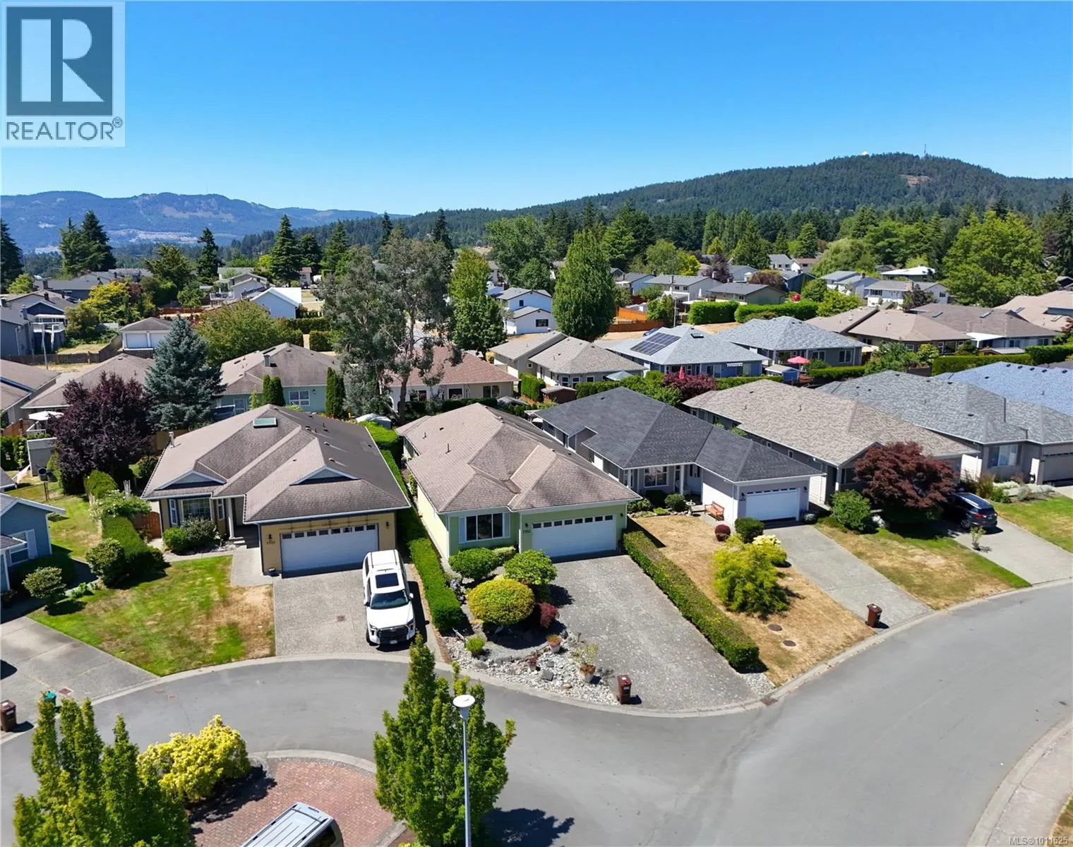 7952 Polo Park Cres