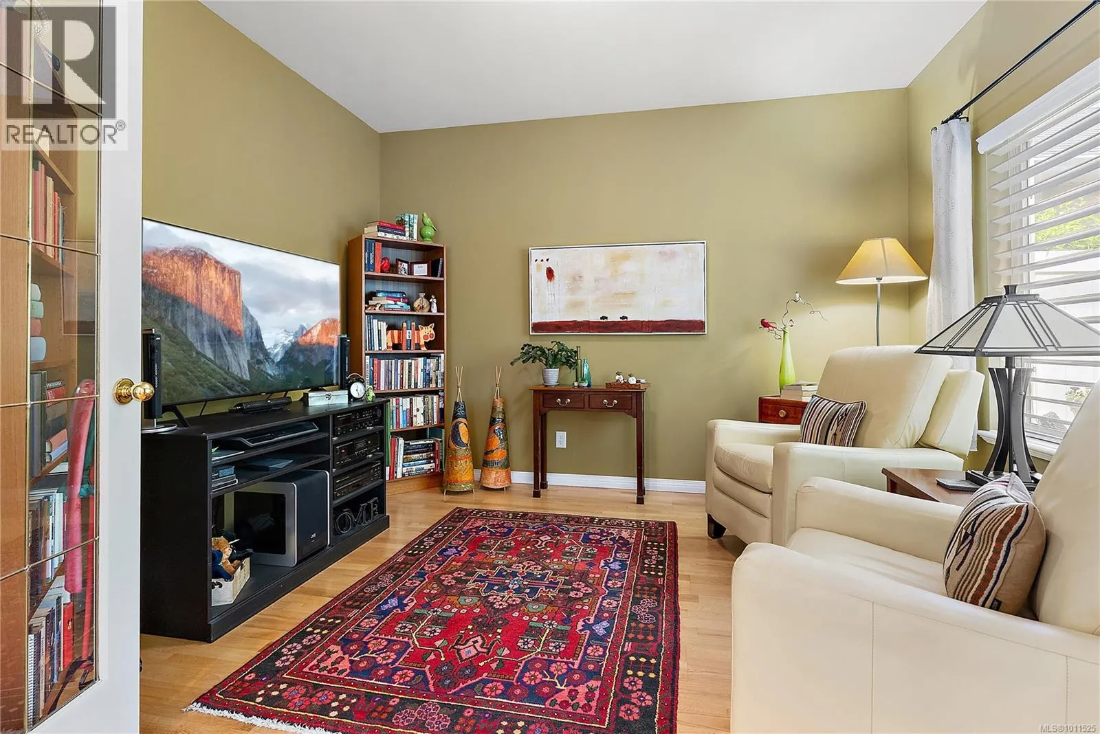 7952 Polo Park Cres