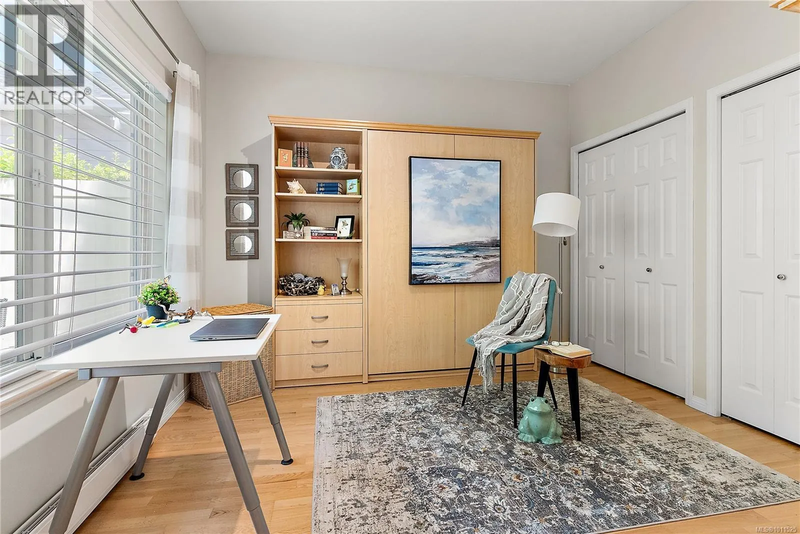 7952 Polo Park Cres