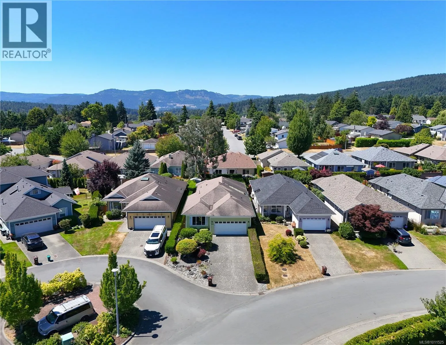 7952 Polo Park Cres