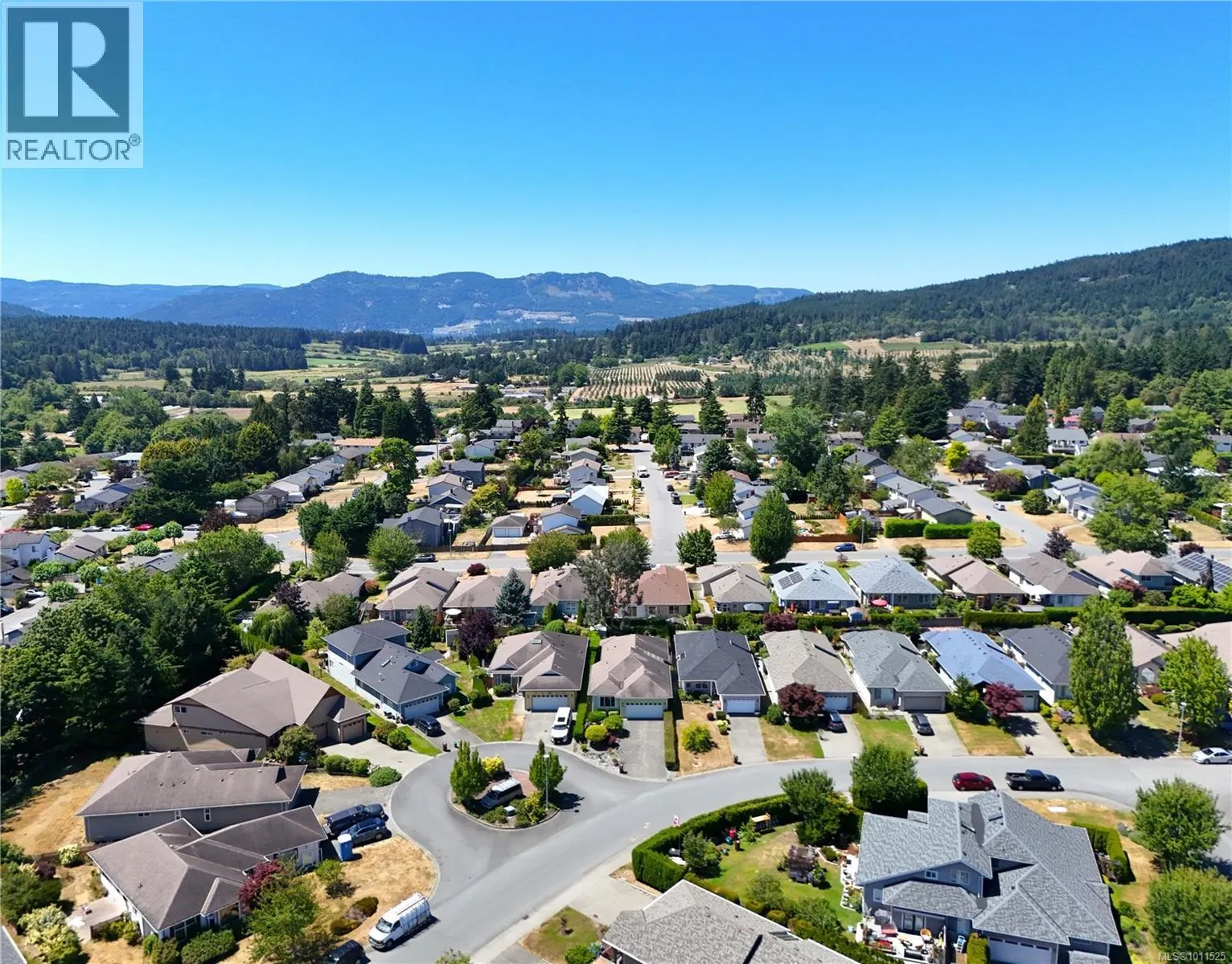 7952 Polo Park Cres