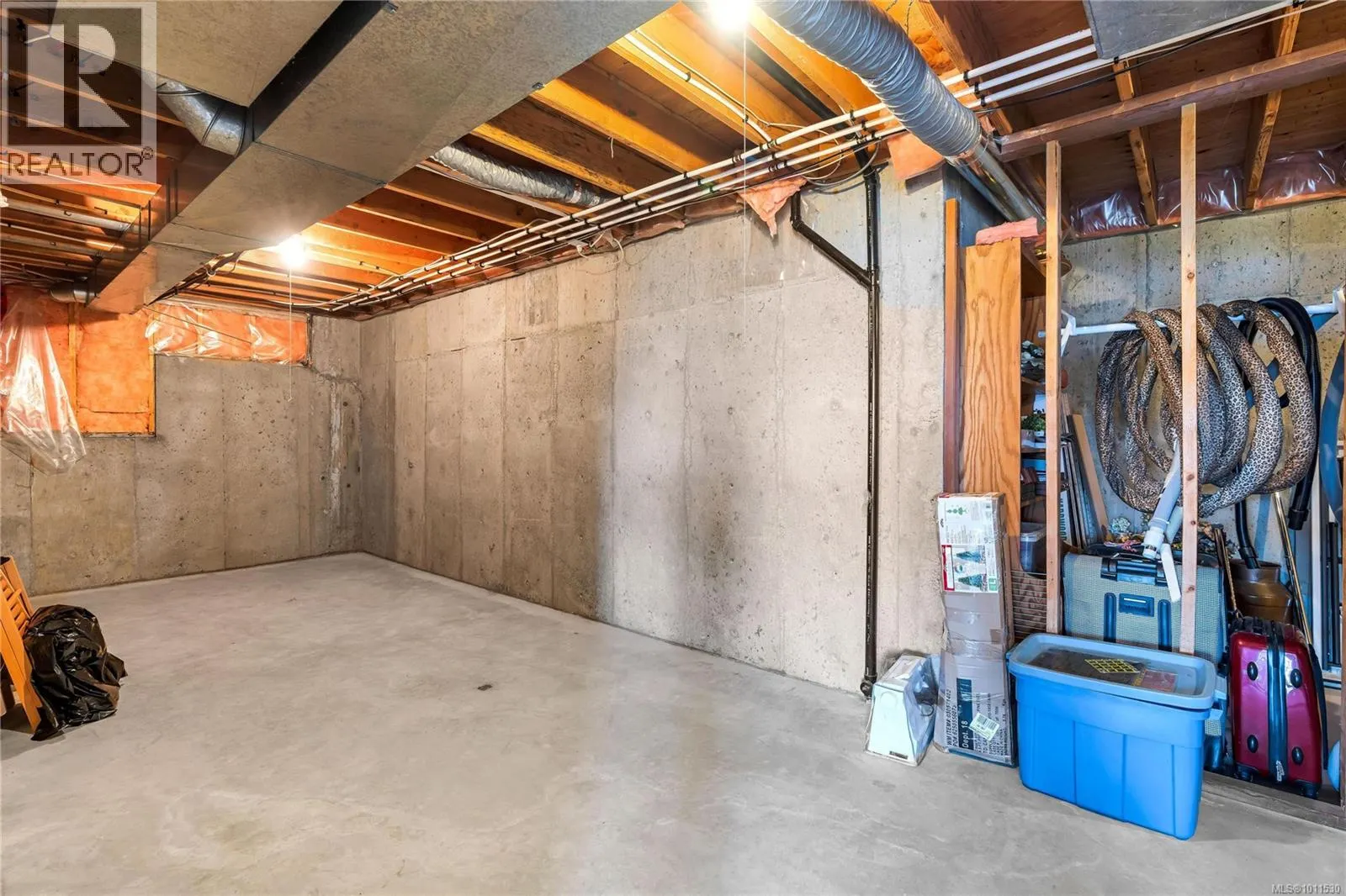 541 Cedar Cres