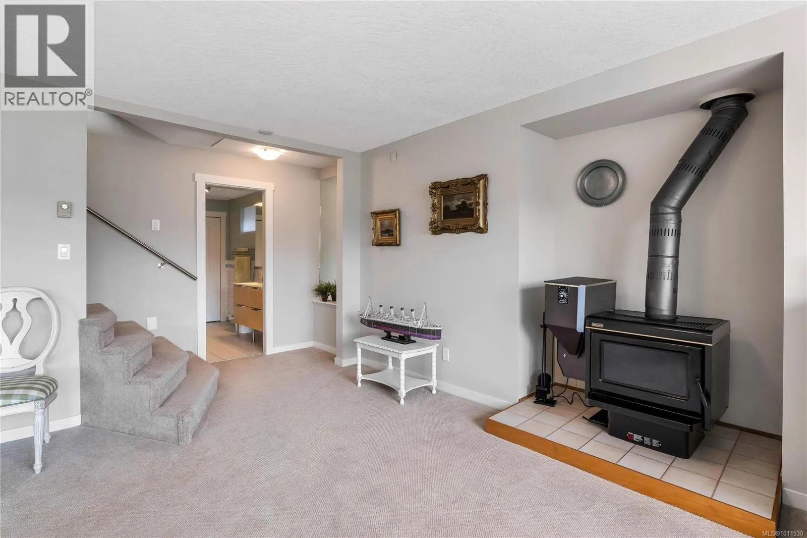 541 Cedar Cres