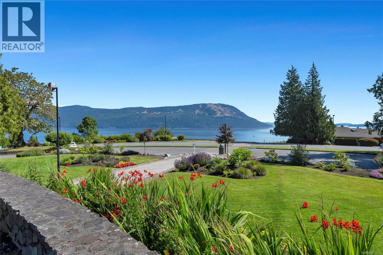 541 Cedar Cres