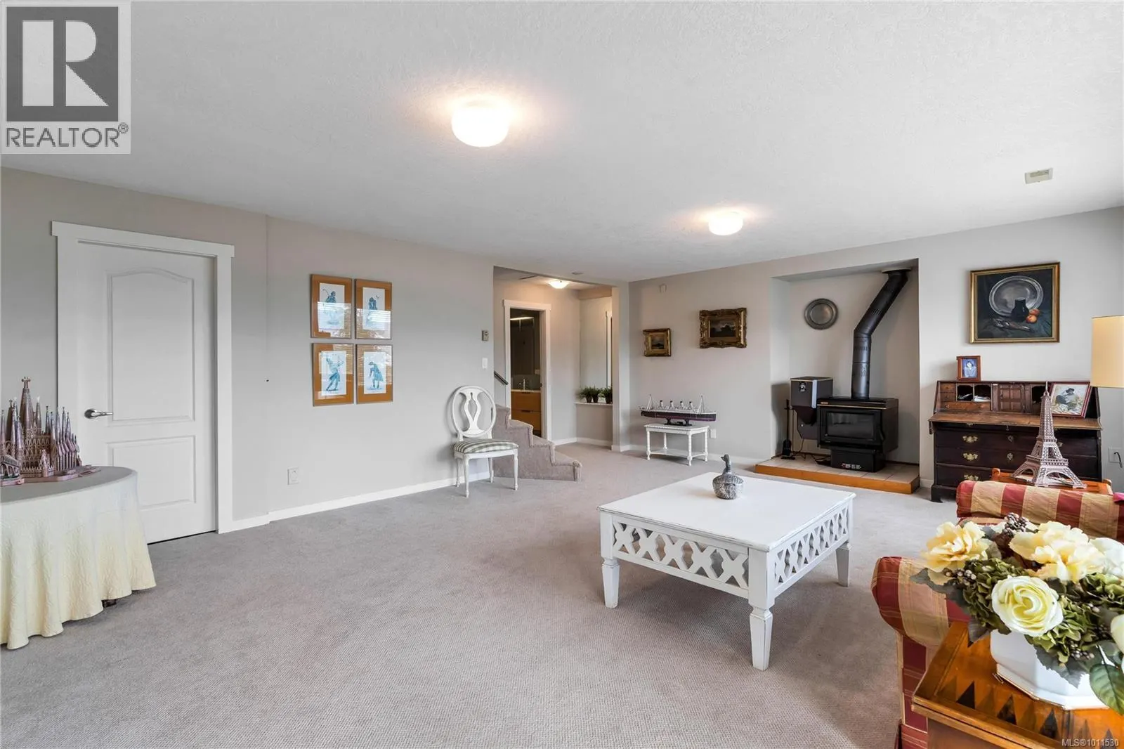 541 Cedar Cres