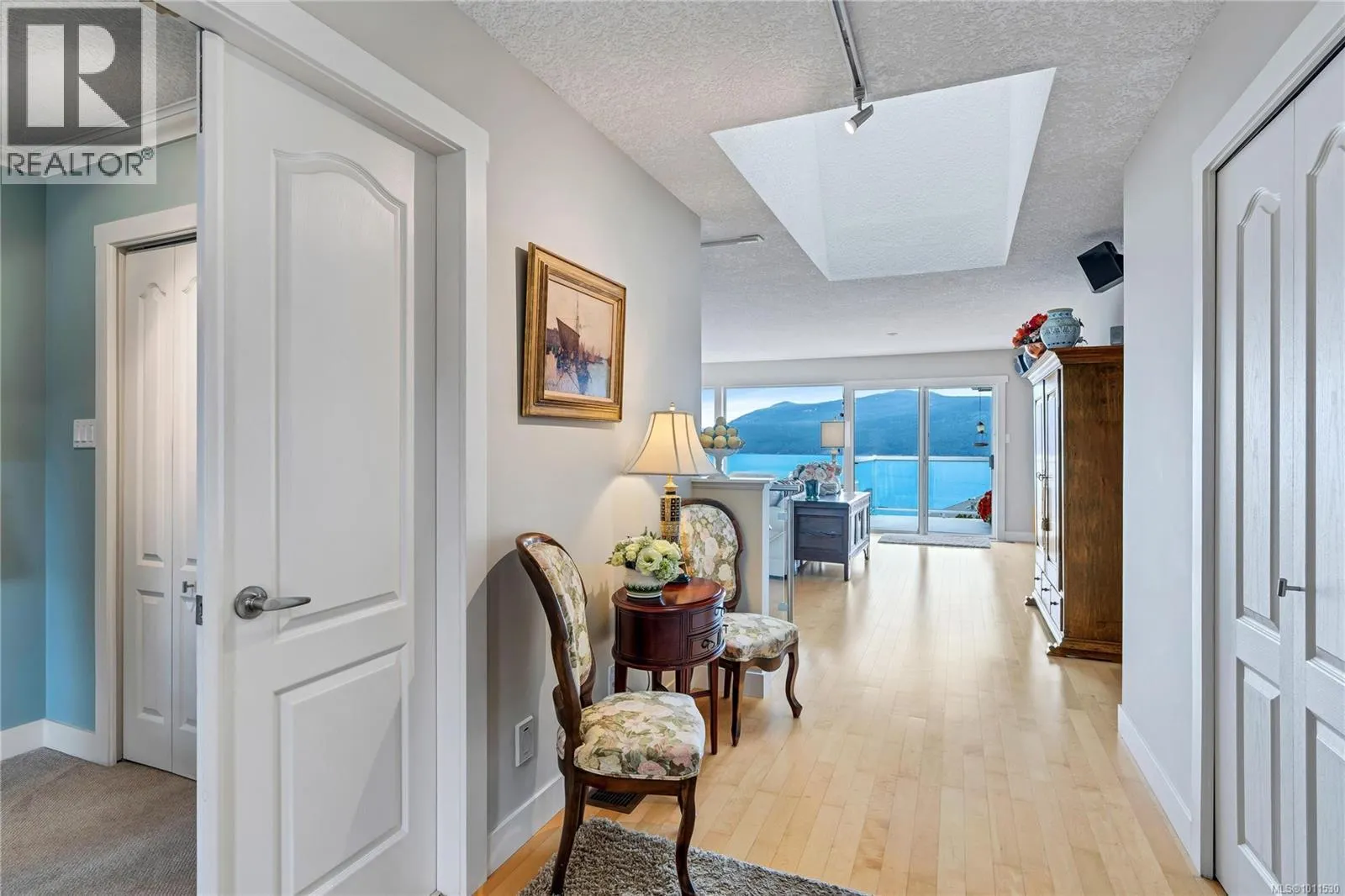 541 Cedar Cres