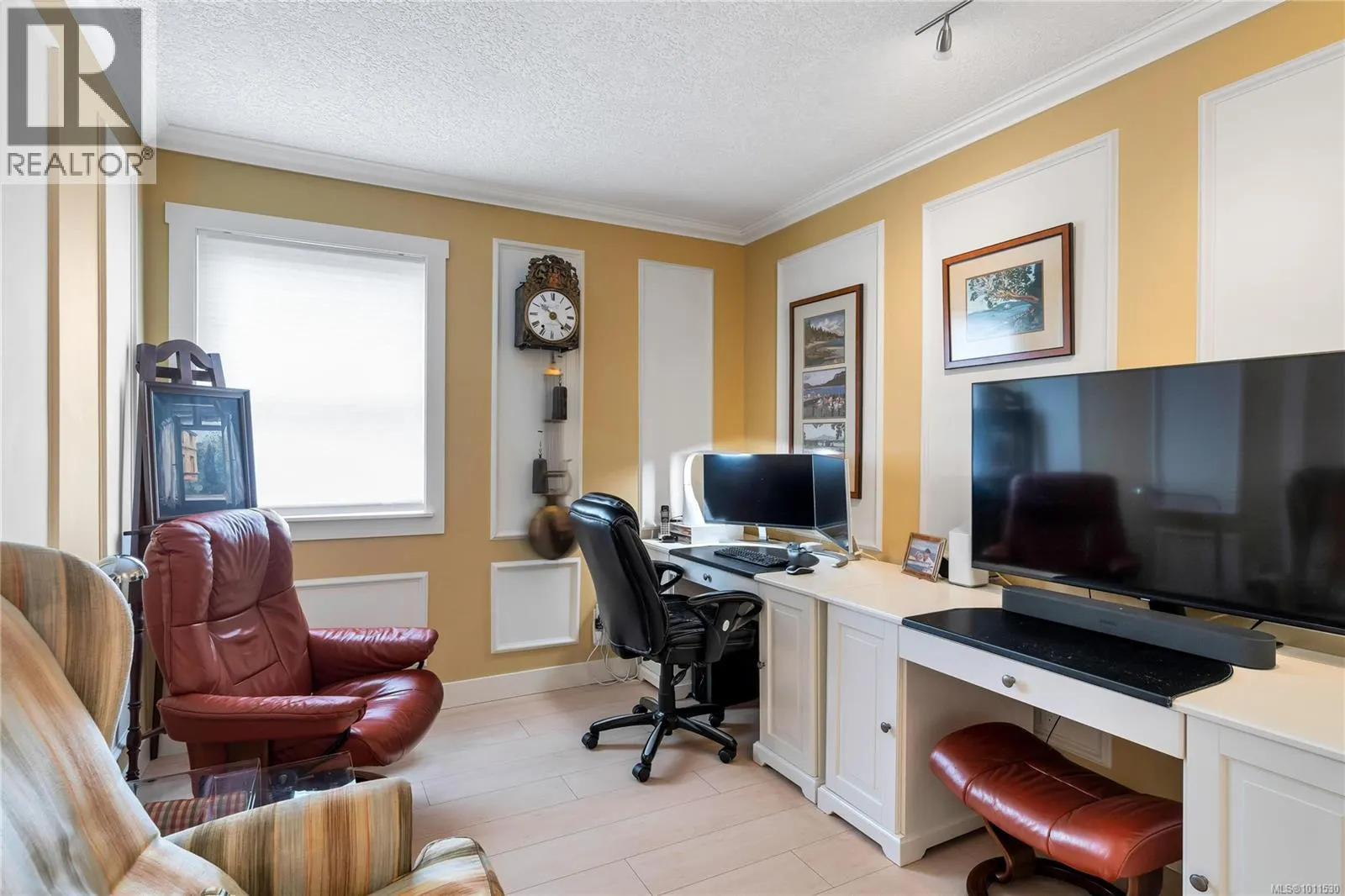 541 Cedar Cres