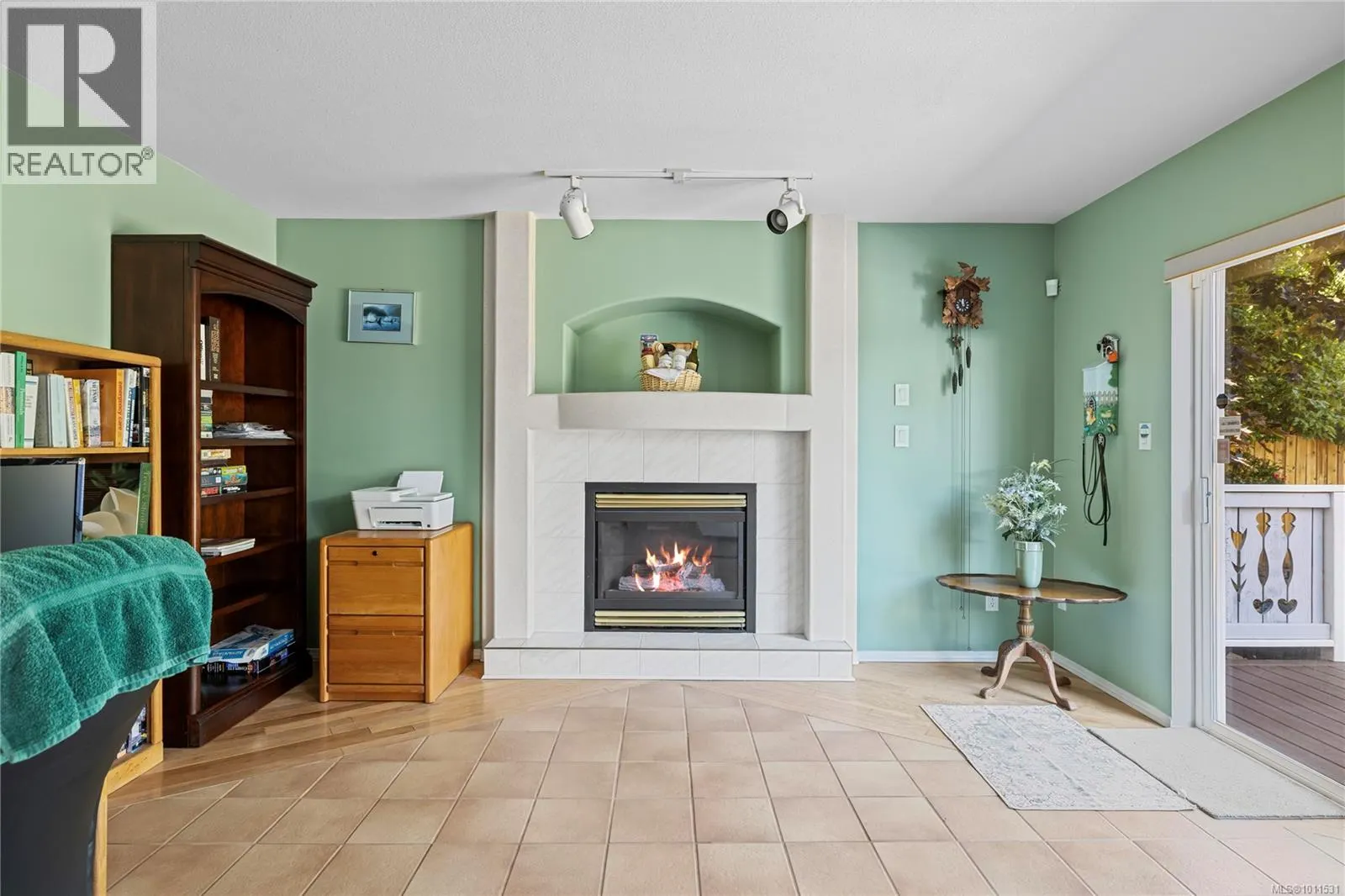 6642 Nathan Rd