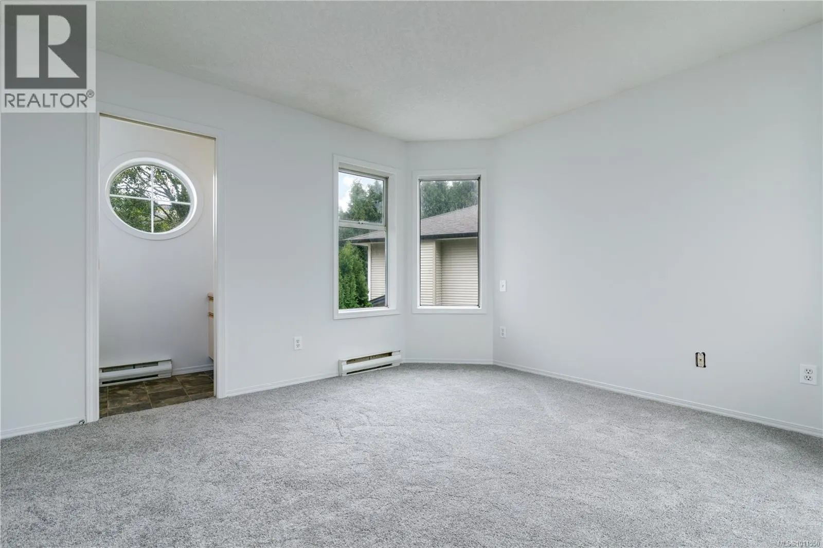 2850 Santana Dr