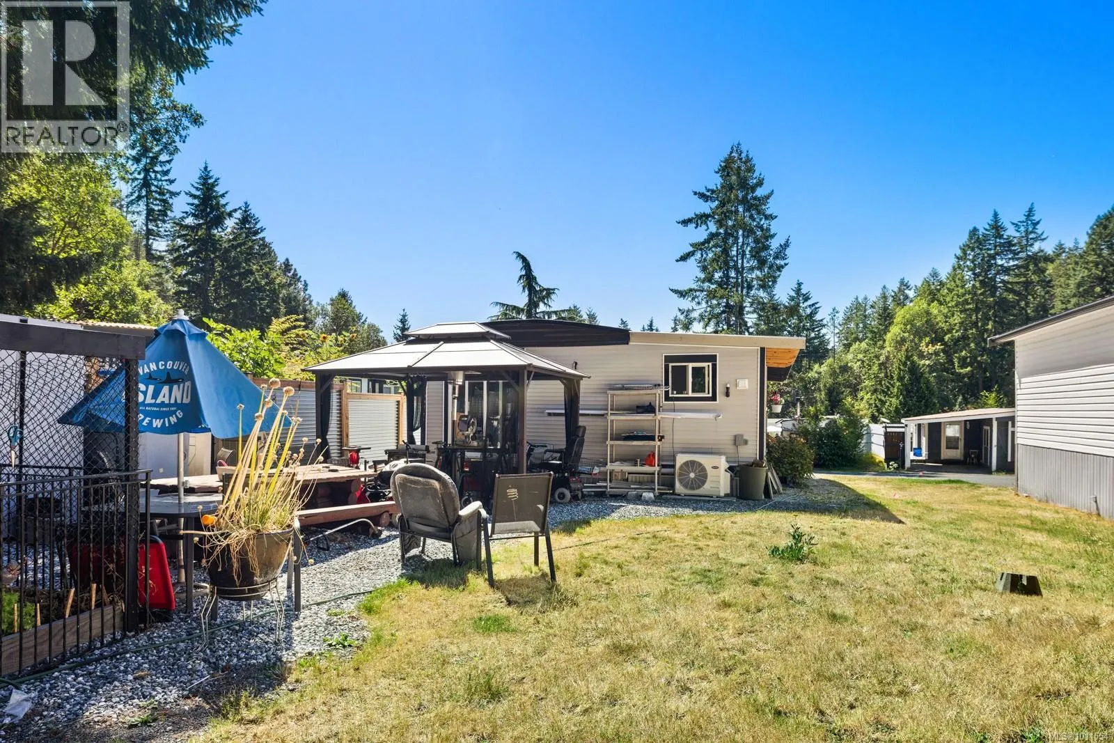 37 2785 Wallbank Rd
