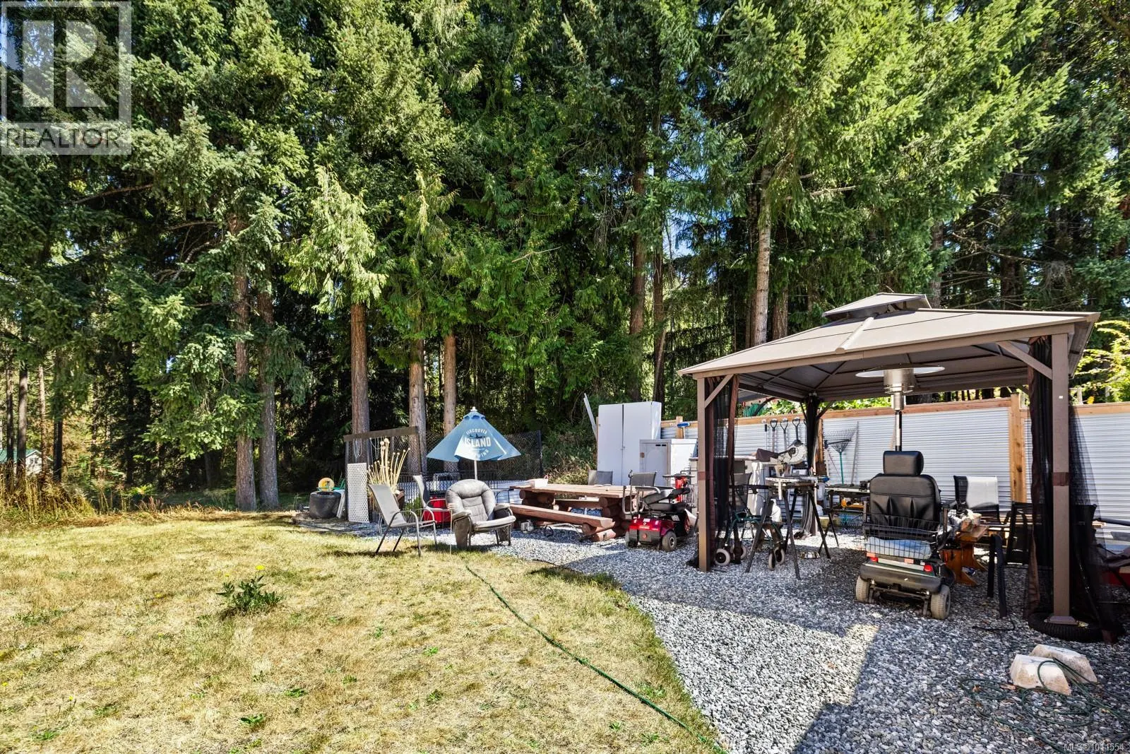 37 2785 Wallbank Rd