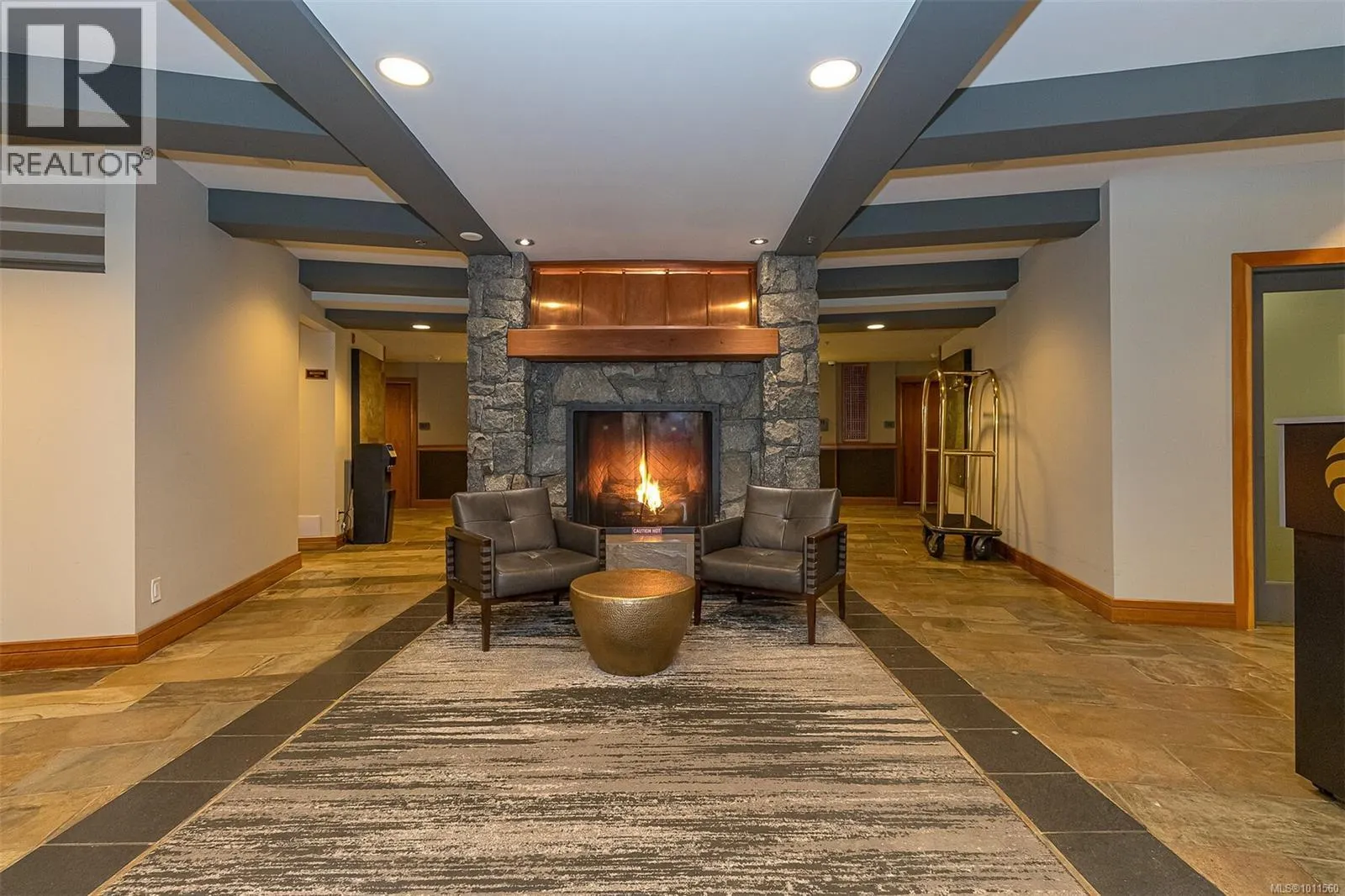 210 B&C 1376 Lynburne Pl