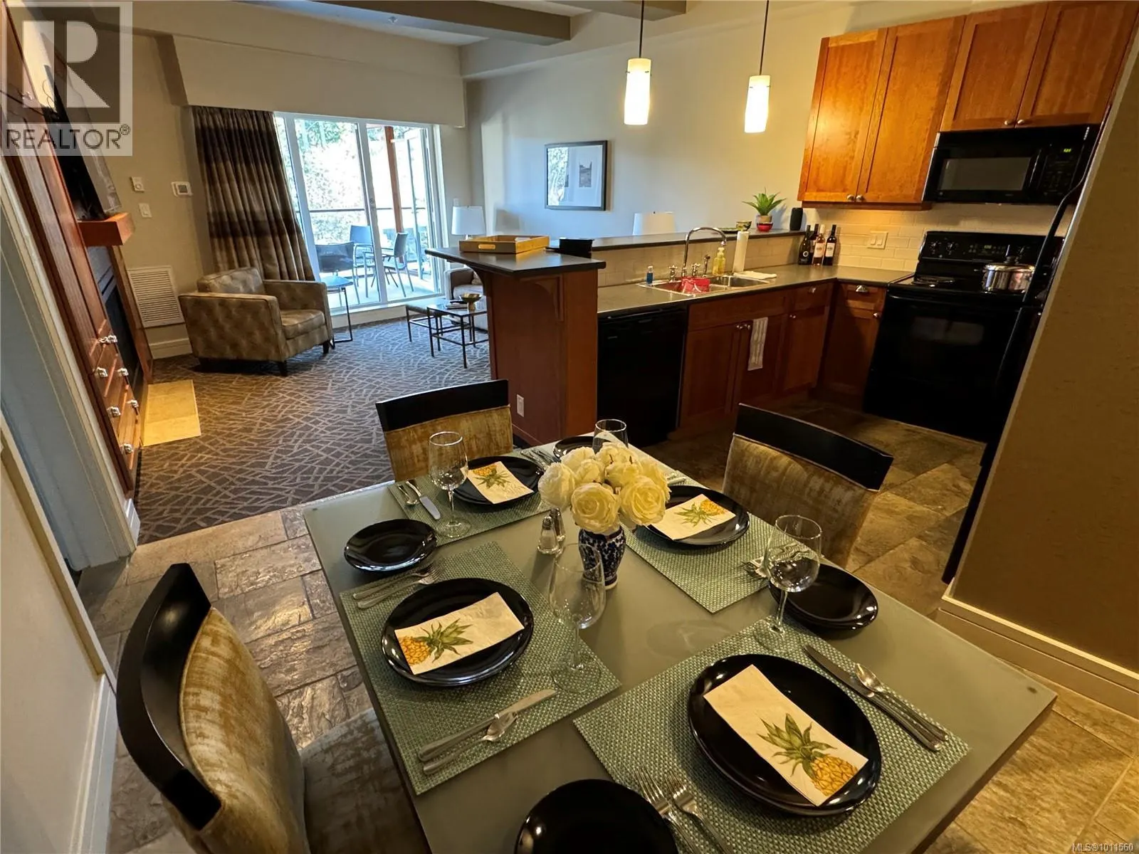 210 B&C 1376 Lynburne Pl