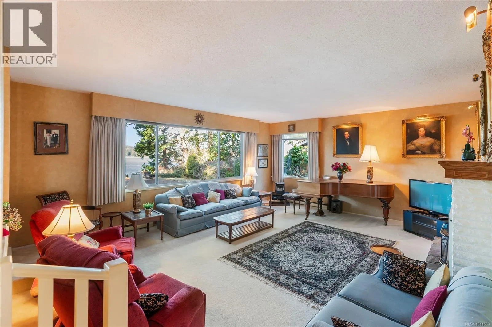 1419 Madrona Dr